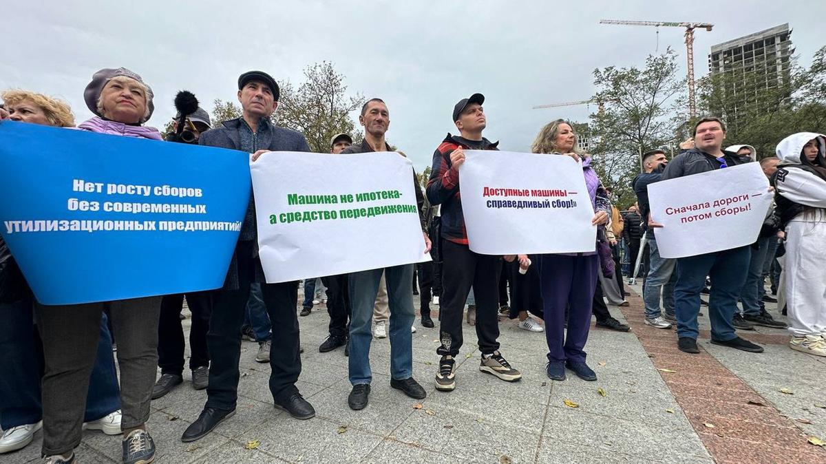 «Не умеют делать машины, пусть делают сковородки»