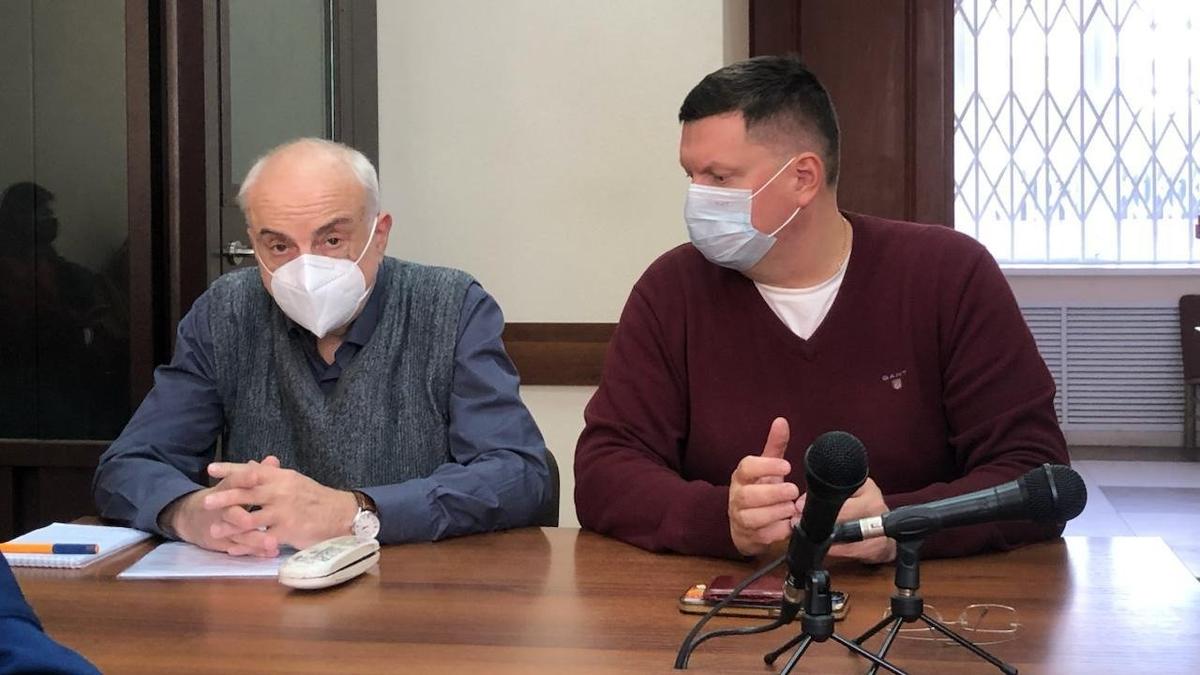 70-летнего профессора-математика, отца Леонида Волкова*, оштрафовали на 300 тысяч за донат ФБК** в 2 тысячи рублей