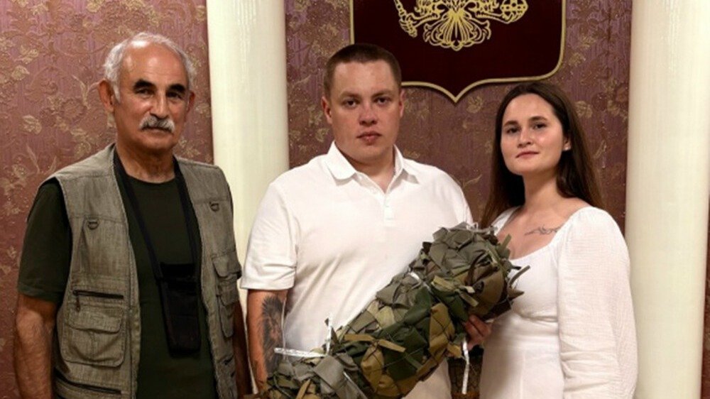 Обсохший Филимонов, Люцифер-психотерапевт и маскировка в загсе