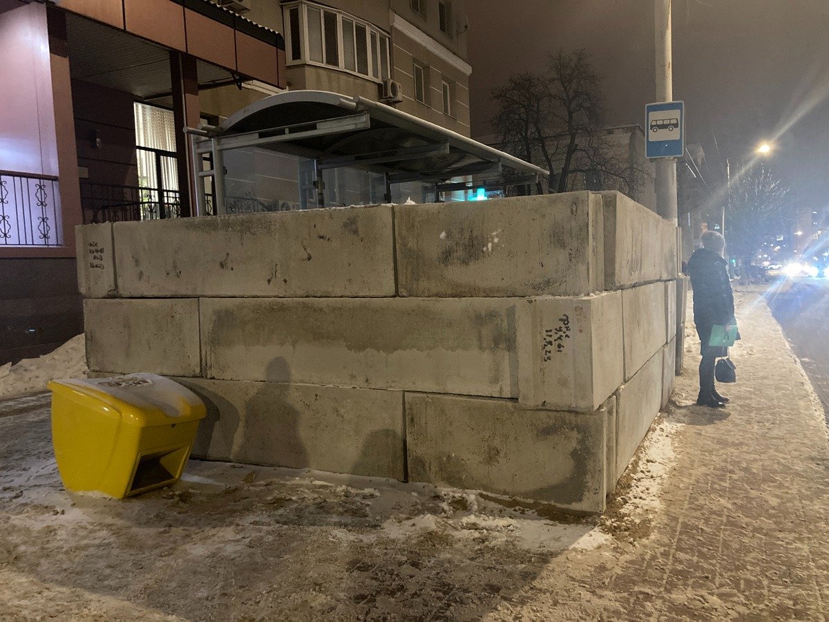 Автобусная остановка. Фото: Ирина Тумакова / «Новая газета»