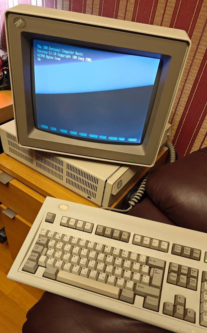 Компьютер из «доинтернетной» эпохи. Фото: Николай Бреус
