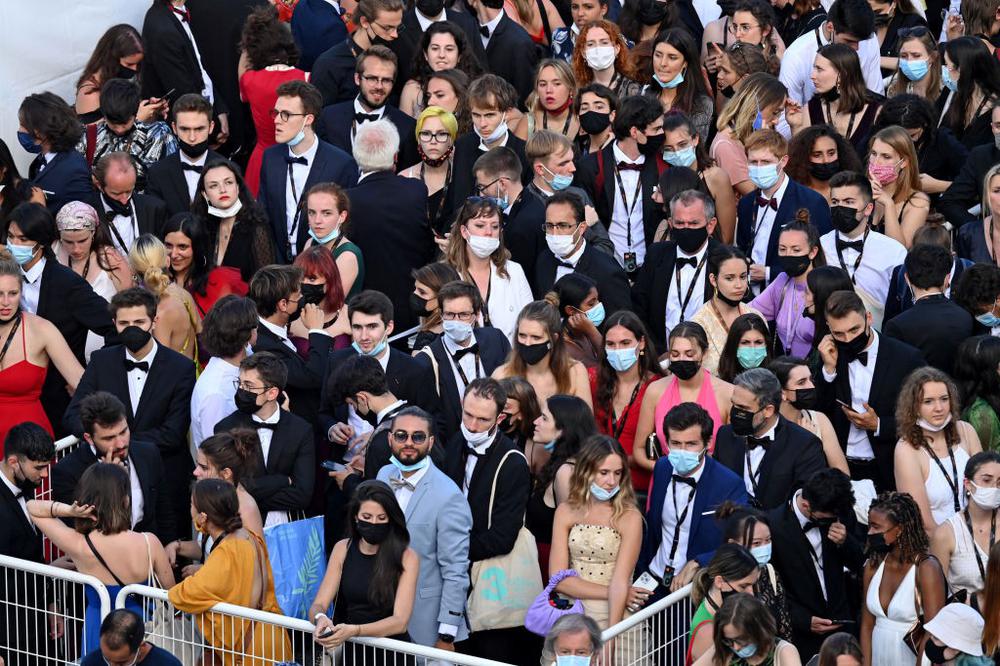 Зрители церемонии закрытия Каннского фестиваля. Фото: Kate Green/Getty Images