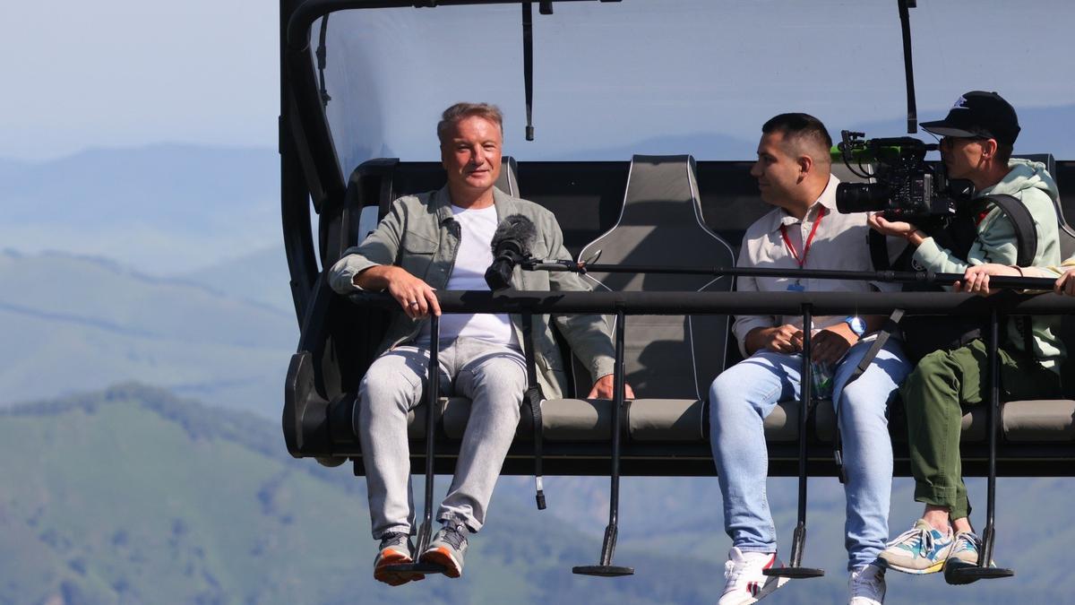 Денег — горы