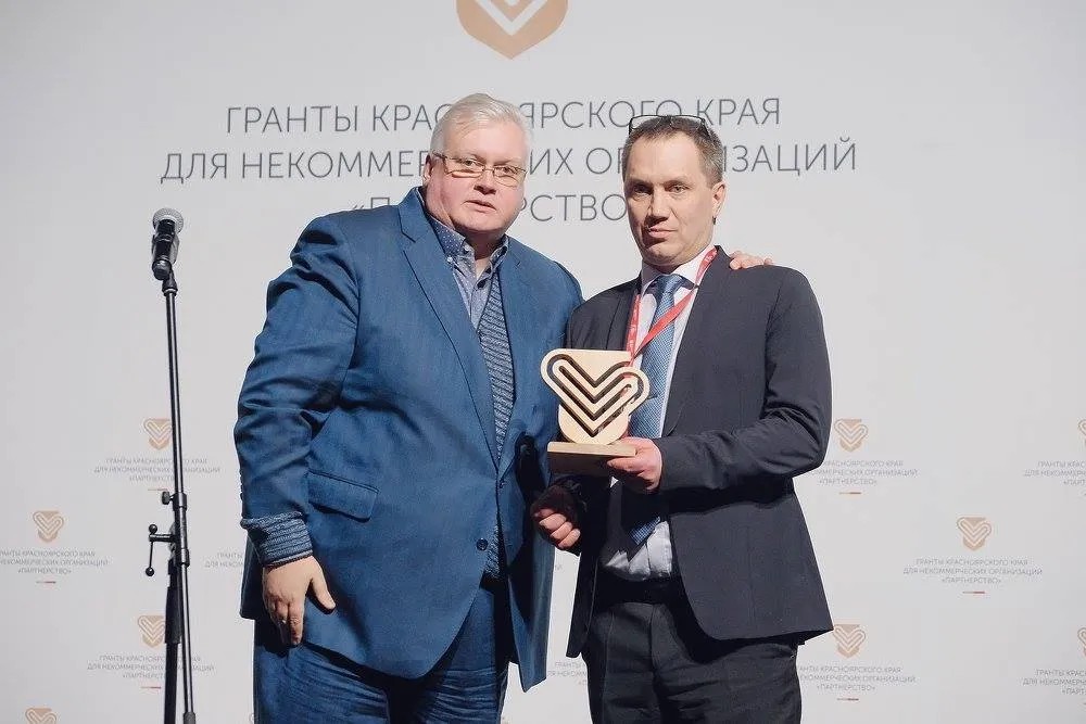 Антон Мишин получает гранты и от краевого бюджета, и от президента. Фото из фейсбука Антона Мишина