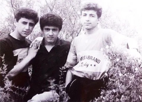 Салифов (в центре) в юности. Фото: primecrime