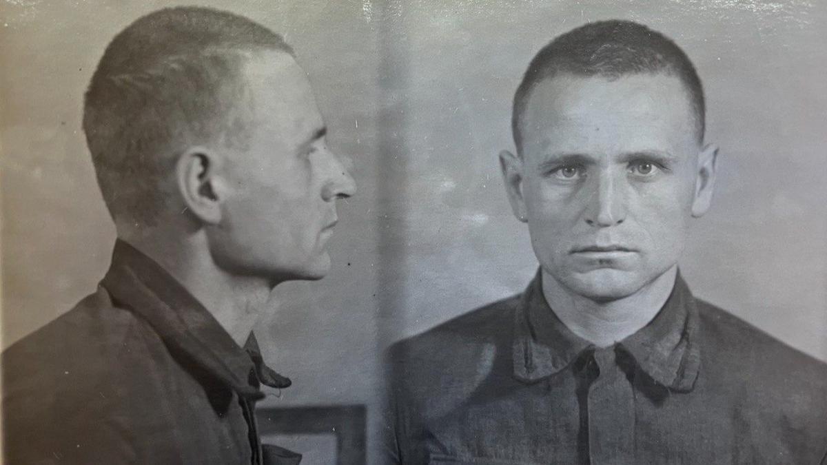 «Три состава, груженных боевыми химическими веществами»