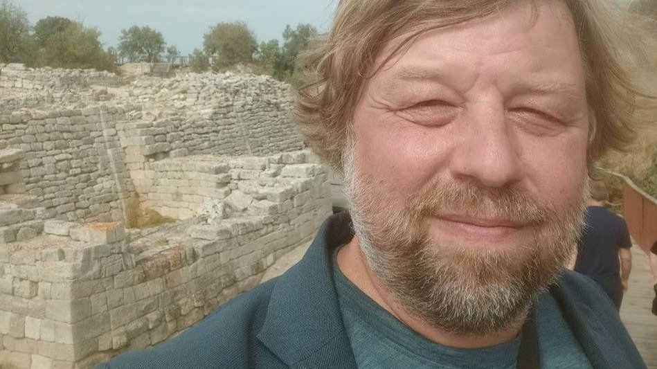 Польша разрешила экстрадировать российского археолога Александра Бутягина в Украину. Вердикт вынес судья, отстраненный в связи с утратой доверия, которого обязали завершить процесс