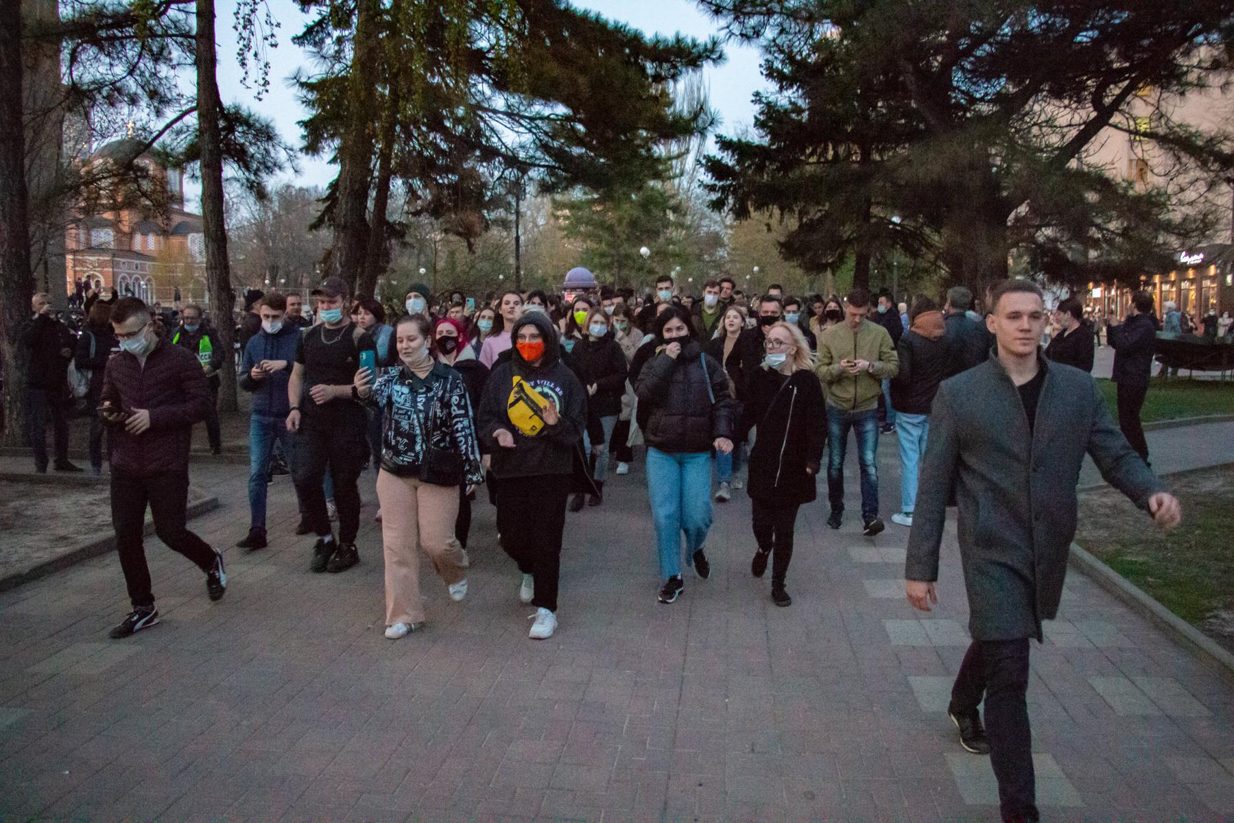 Протестующие на Пушкинской улице. Фото: Александр Прохорцев