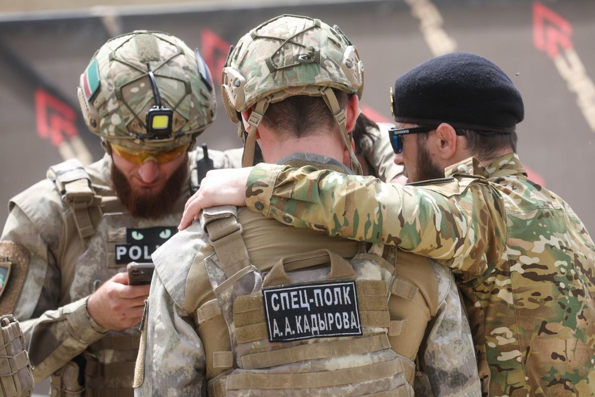 Участники боевой и стрелковой подготовки бойцов спецназа «Ахмат». Фото: Алексей Белкин / NEWS.ru / ТАСС