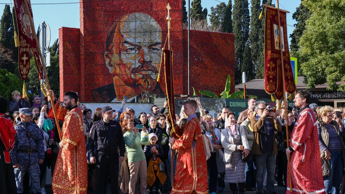Синод тревожится за Россию