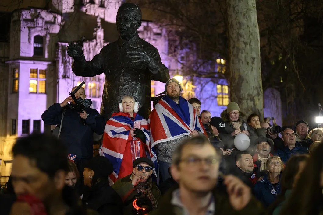 Сторонники Brexit на площади Парламента в Лондоне. Фото: Джастин Гриффитс-Уилльямс / РИА Новости