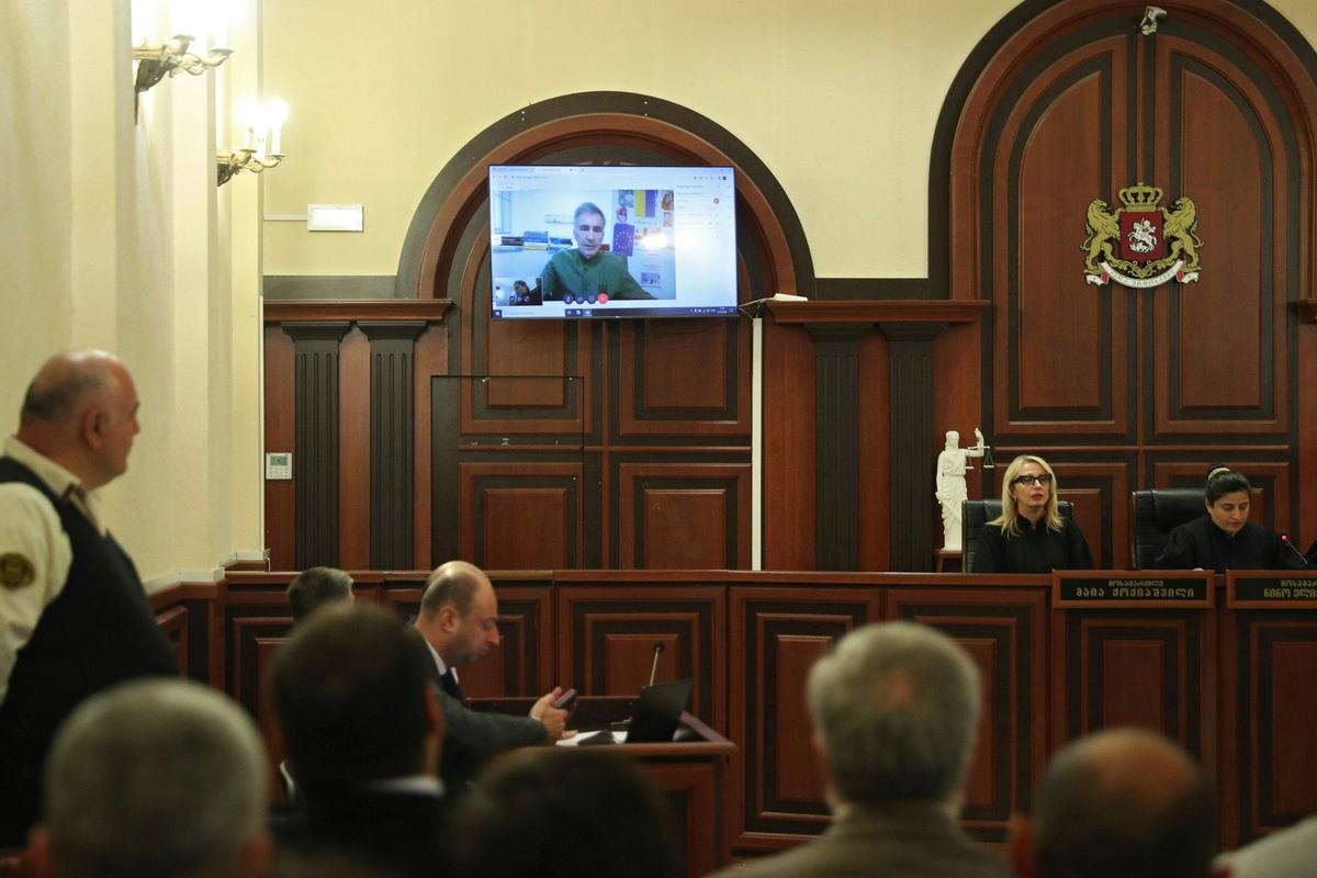 Заседание суда по делу экс-президента Грузии Михаила Саакашвили в Тбилиси. Фото: AP / TASS