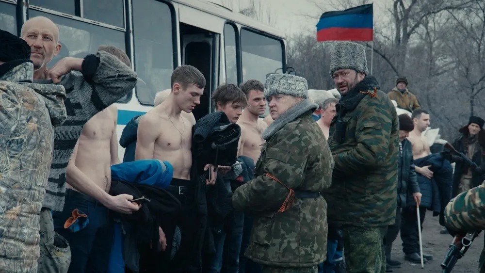 Кадр из фильма «Донбасс»