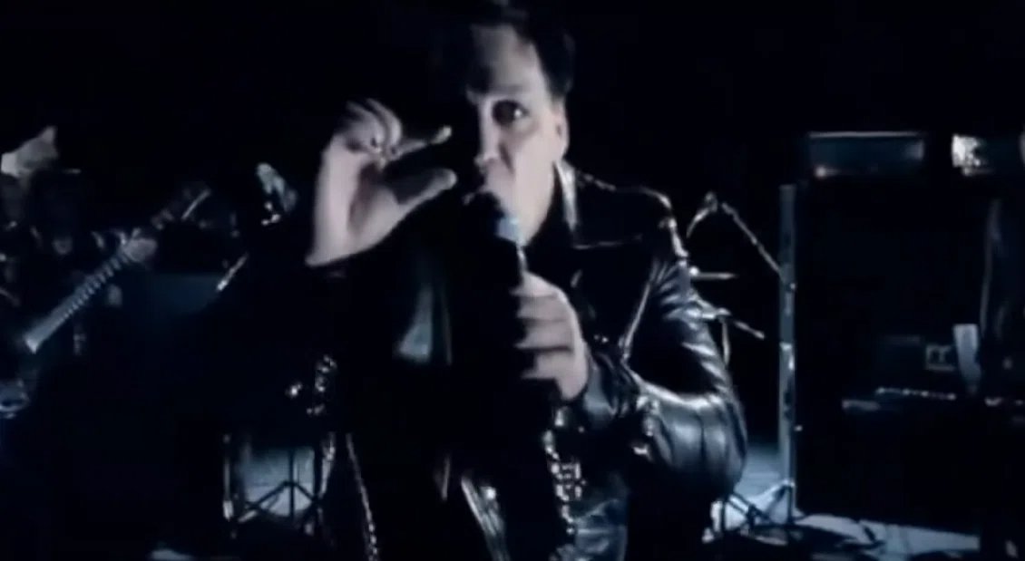 Скриншот из клипа группы Rammstein