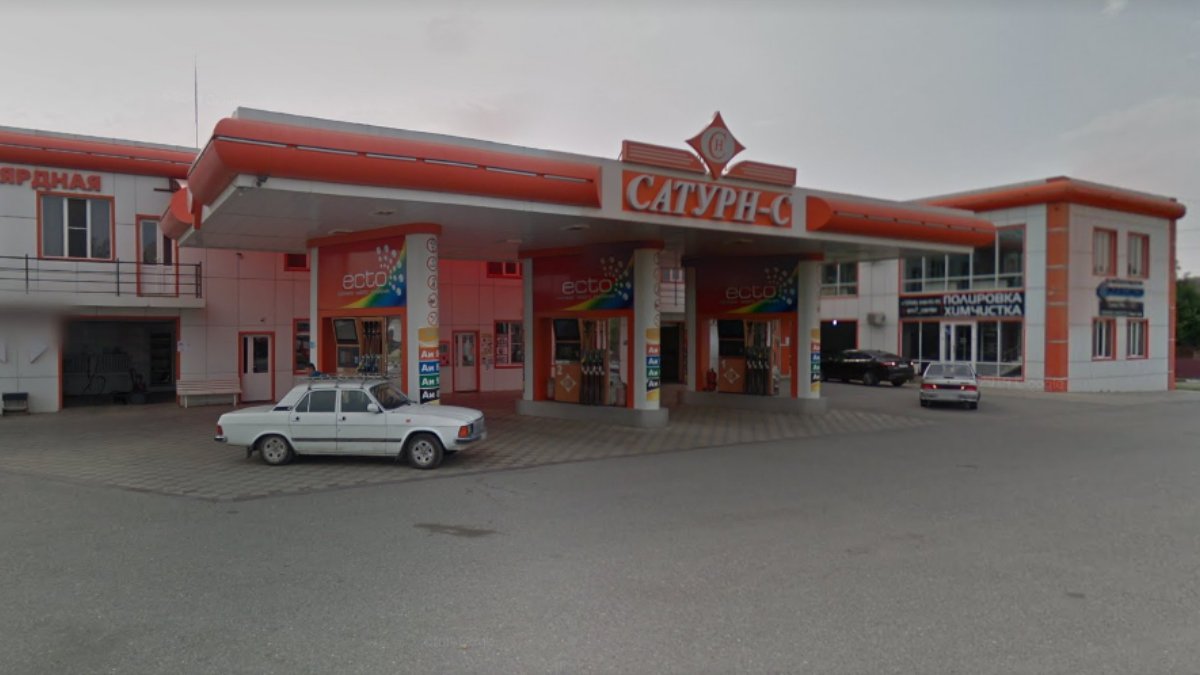 The gas station "Saturn-S" is managed by Iraskhanov's father Salman