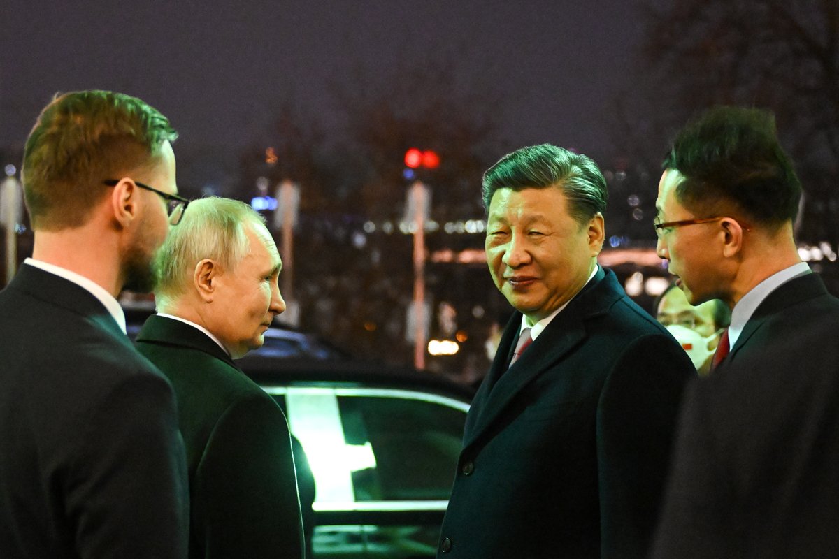 Встреча президента РФ Владимира Путина и председателя КНР Си Цзиньпина. Фото: Григорий Сысоев / POOL / ТАСС