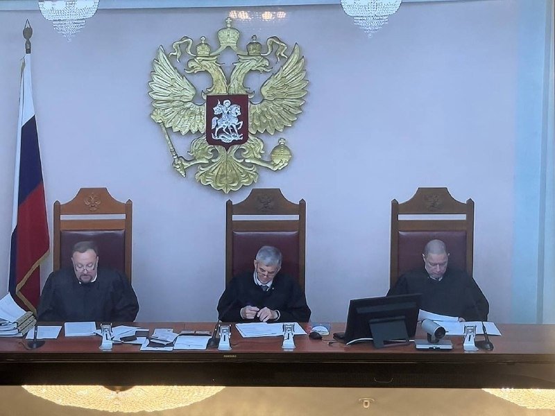 Судьи: председательствующий Зайцев, судья-докладчик Зинченко, судья Тютин. Фото: пресс-служба «Яблока»