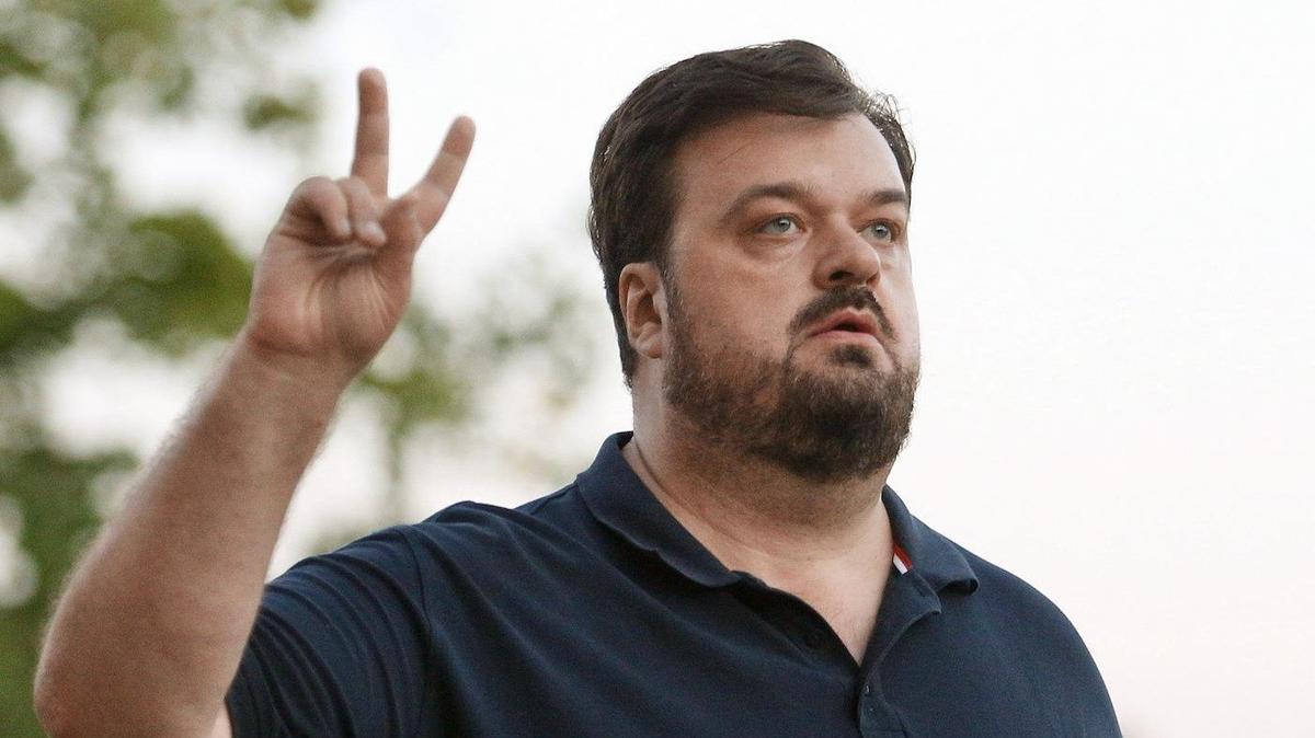 «Дверь была открыта, и я вошел»