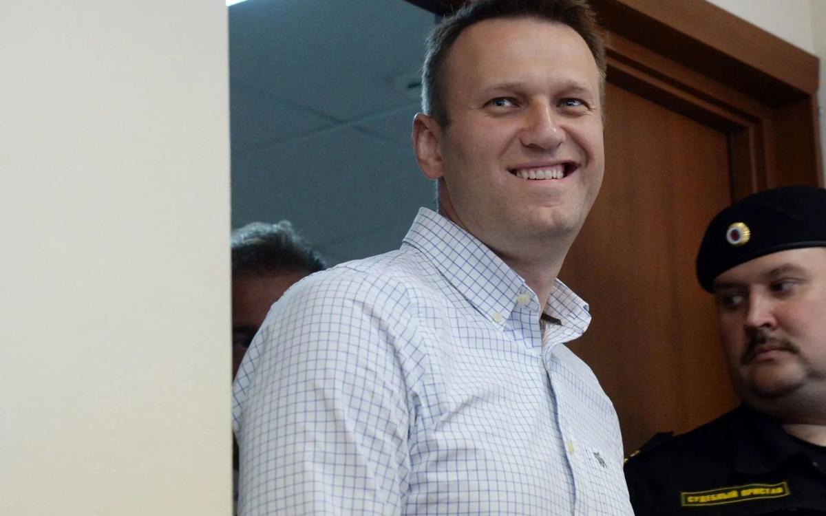 «Дано указание, чтобы Навальный как можно скорее был осужден»