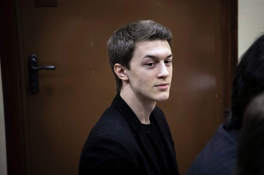Студент Егор Жуков в Кунцевском районном суде. Фото: Влад Докшин / «Новая газета»