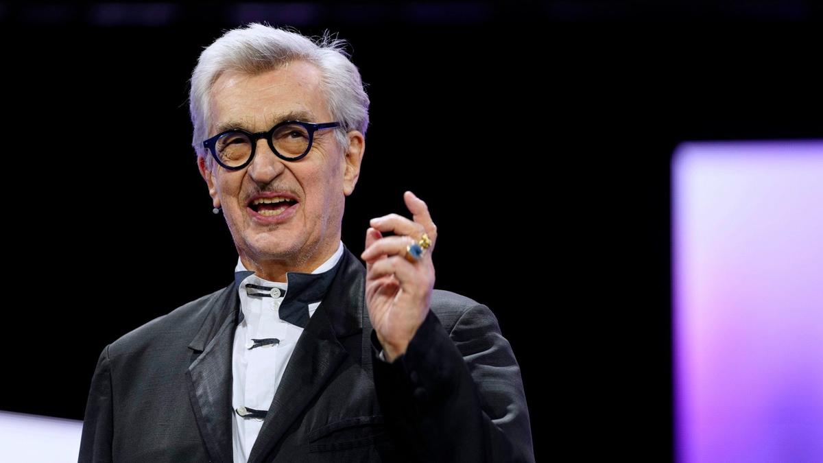 «Все это больше похоже на паранойю»