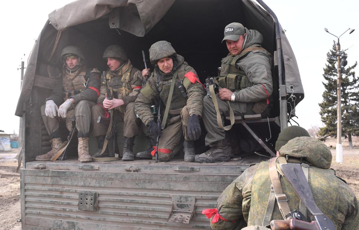 Военнослужащие Народной милиции ДНР в поселке Степное. Фото: РИА Новости
