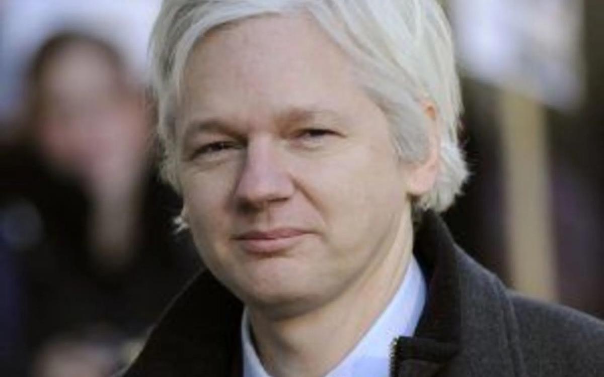 На кого Ассанж покинет Британию?
