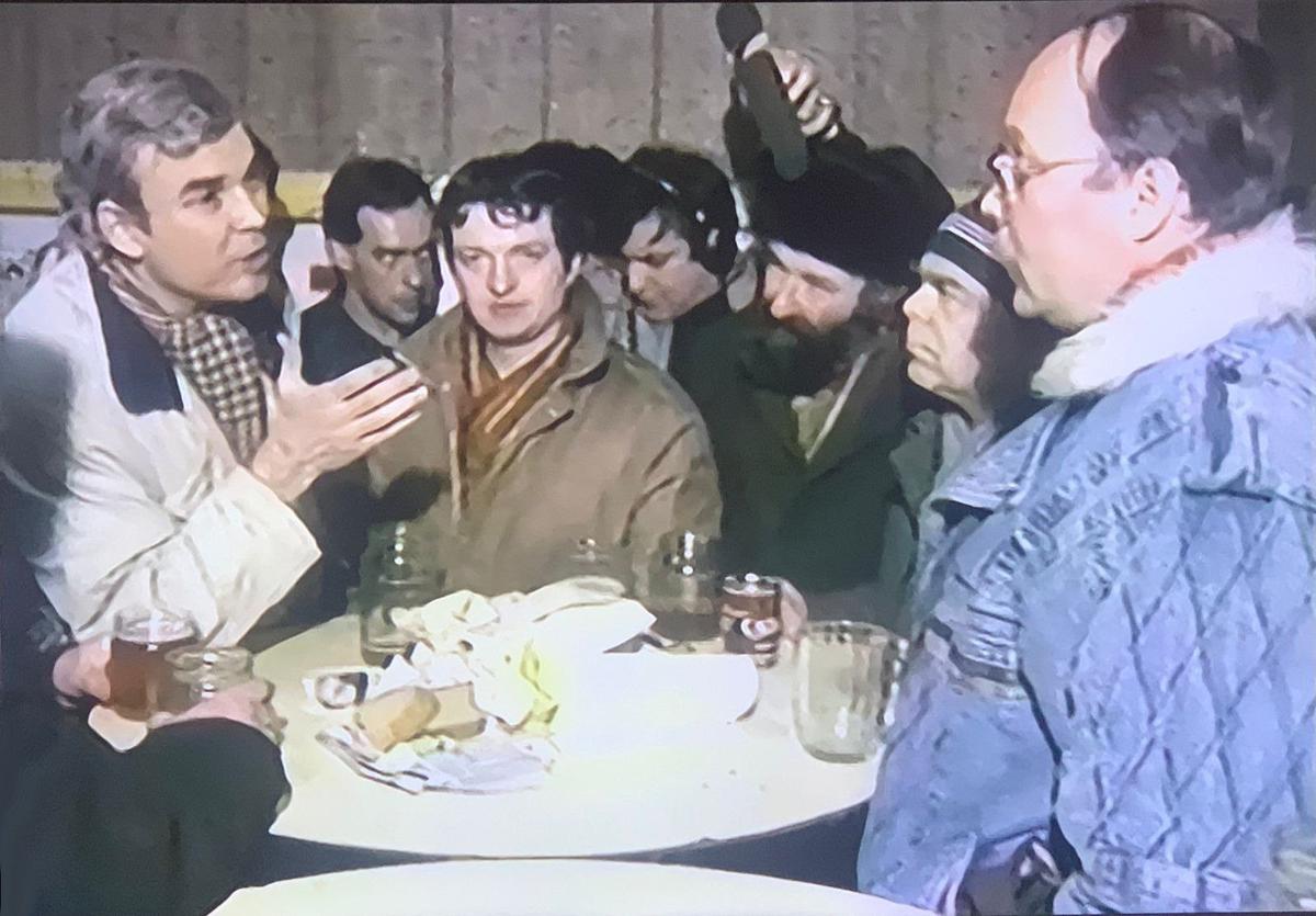 Кадр из передачи «До и после полуночи»