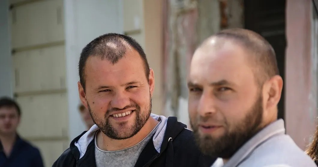 Али Асанов (слева) и Мустафа Дегерменджи. Фото: Антон Наумлюк — специально для «Новой»