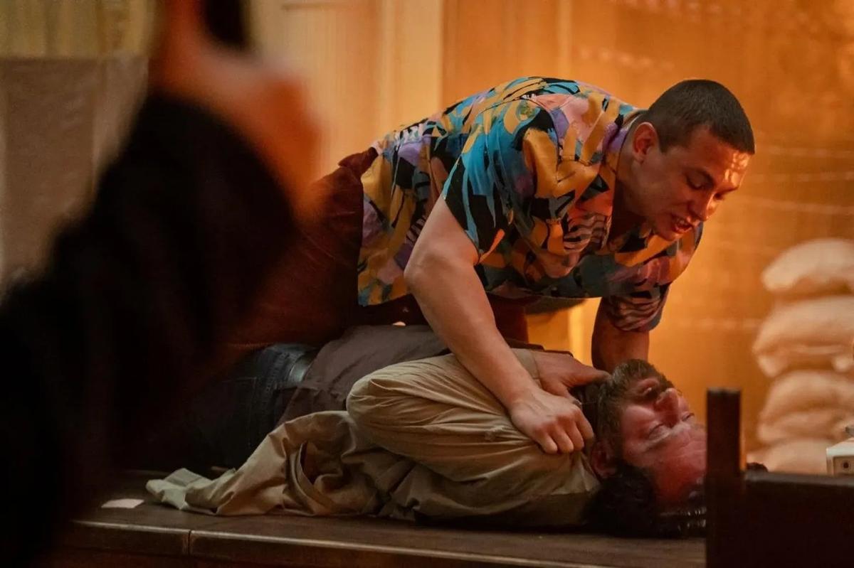 Кадр из эпизода «Метода», вошедшего в третий сезон, который сняли с показа онлайн-кинотеатров