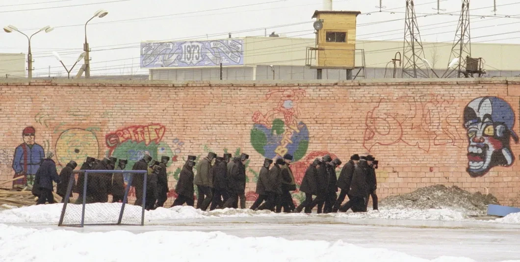 пытки в снегу (16 видео)