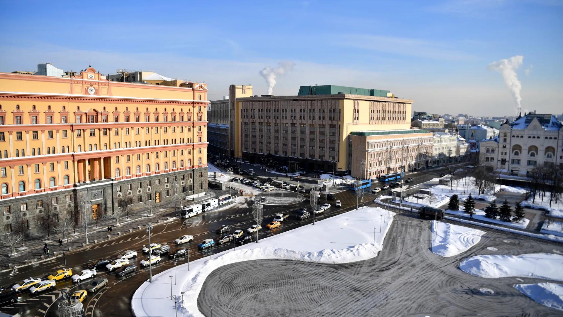 площадь дзержинского москва