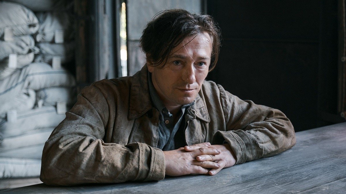 Сергей Безруков в фильме «Учености плоды»