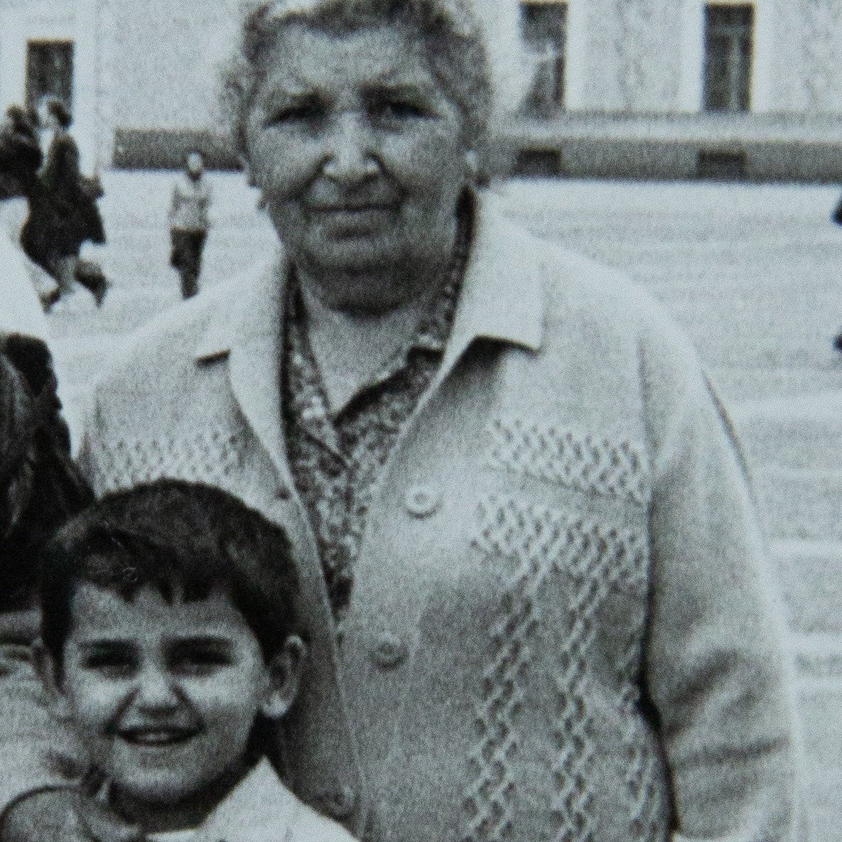 Сурен с бабушкой Грануш. Фото: архив Сурена Манукяна