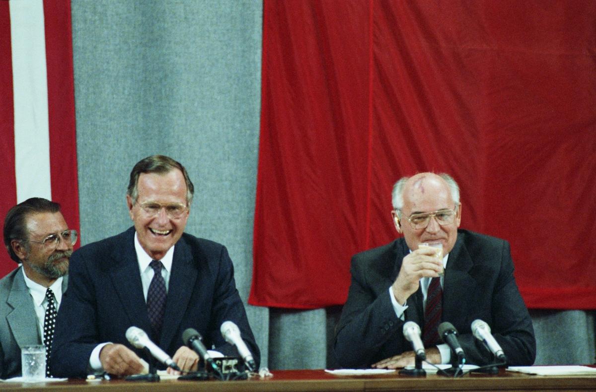 Джордж Буш и Михаил Горбачев, 31 июля 1991 года. Фото: Альберт Пушкарев / Фотохроника ТАСС