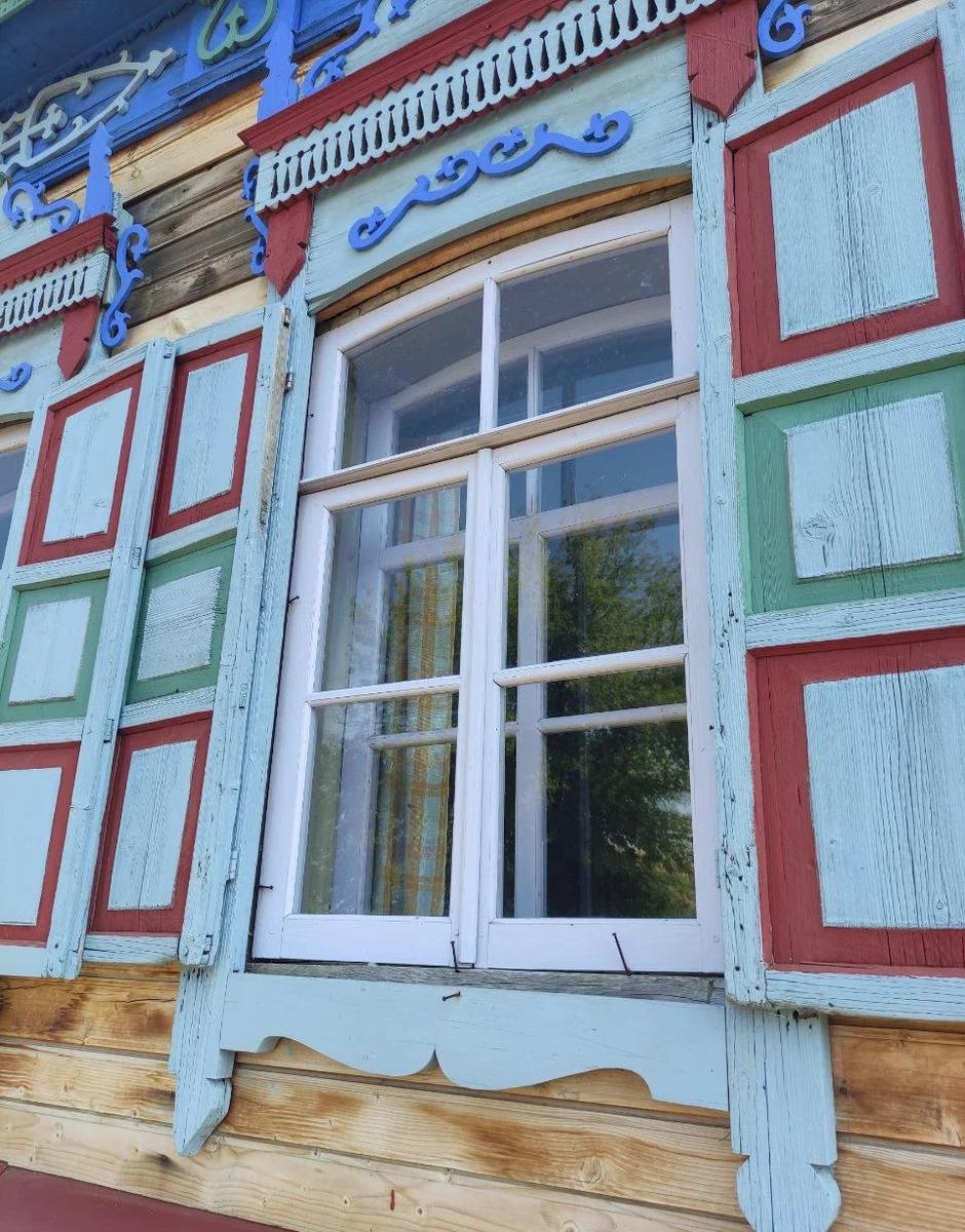 Фасад после реставрации. Фото: Надежда Андреева / «Новая газета»