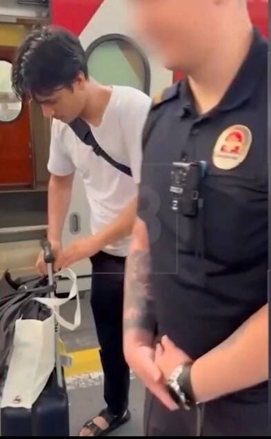 29 июля на Московском вокзале в Петербурге задержали главу фракции КПРФ в ЗАКСе Ленинградской области Ивана Апостолевского. Фото: тг-канал КПРФ