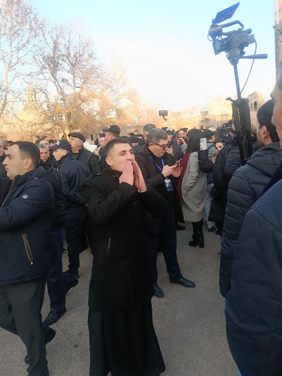 Акция в Эчмиадзине. Фото: Андрей Мизюк