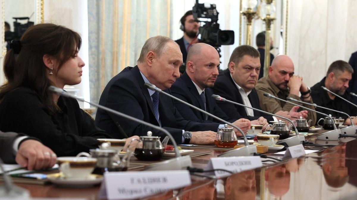 Путин: Украина лишилась 30% переданной Западом техники, а мобилизация в России не требуется