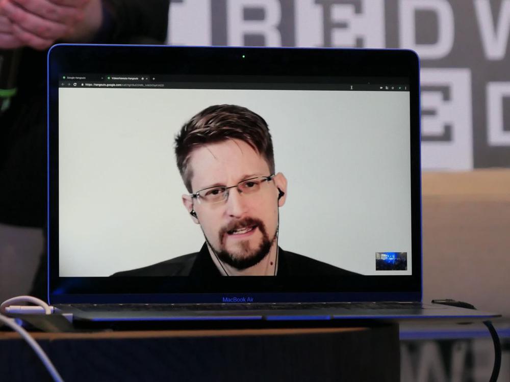 Эдвард Сноуден. Фото: Rosdiana Ciaravolo / Getty Images