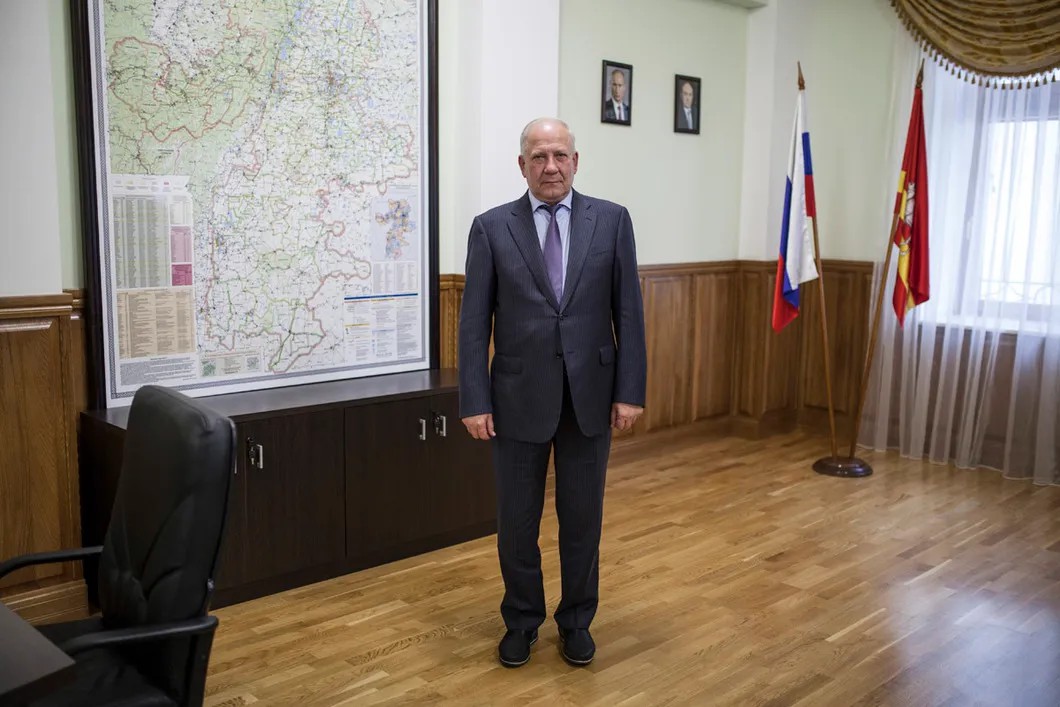 Вице-губернатор Олег Климов. Фото: Влад Докшин / «Новая газета»