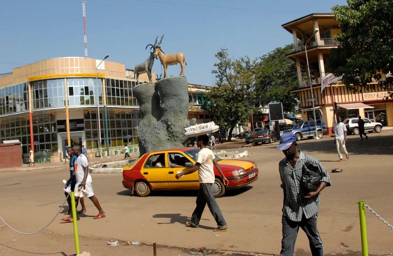 В столице Гвинеи — Конкари. Фото: EPA-EFE