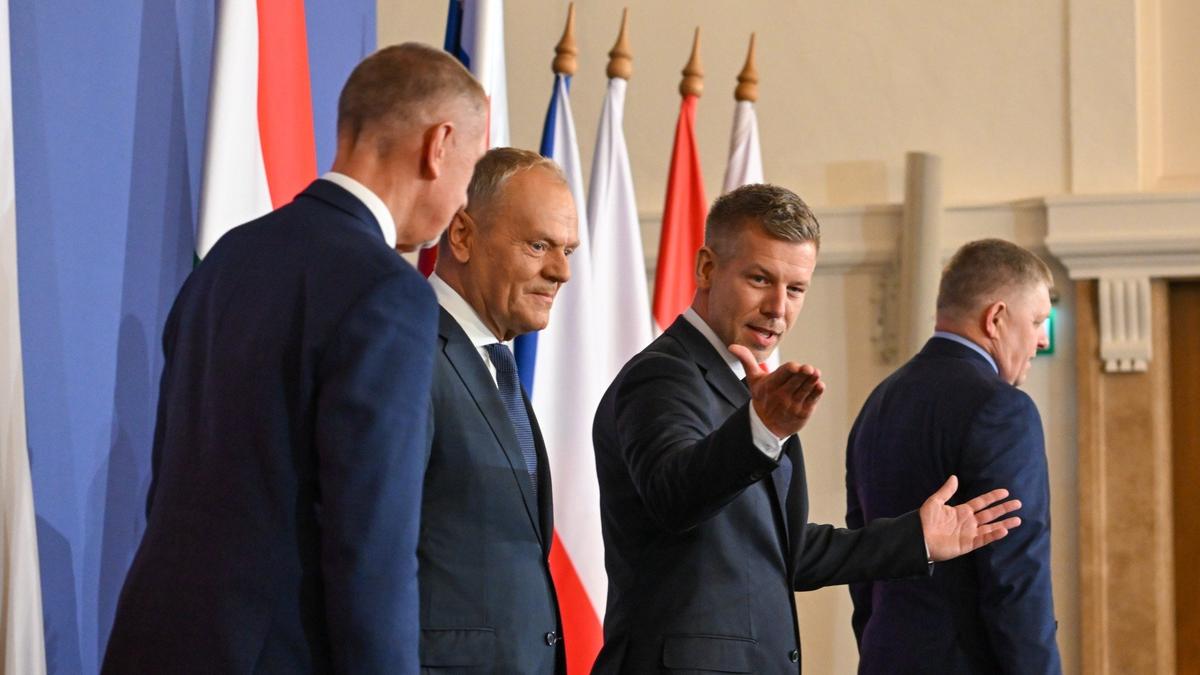 …Есть город Вышеград