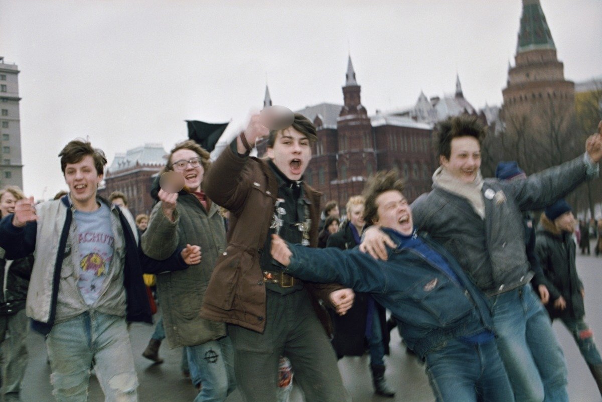 1992-й год, митинг в центре Москвы против «антинародной политики правительства». Фото: Сергей Мамонтов / ТАСС