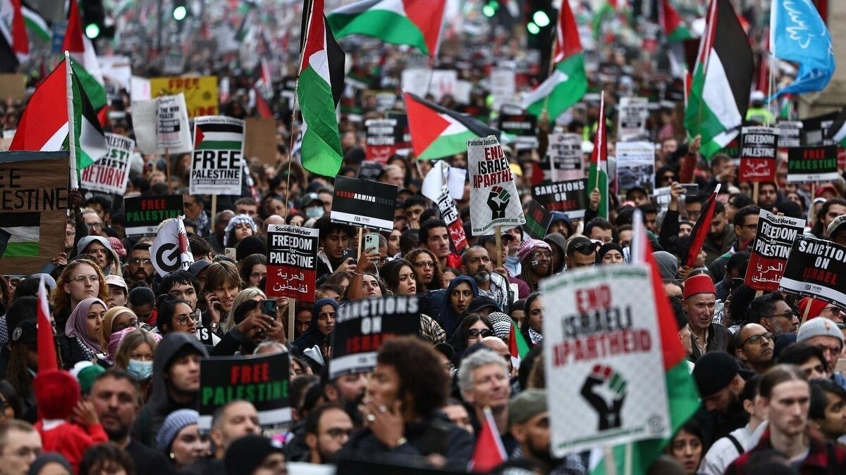 Лондон. Демонстрация солидарности с палестинцами Газы и непризнанным государством Палестины. Фото: соцсети