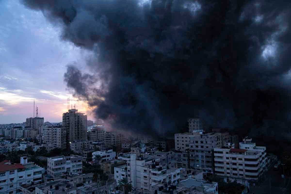 Аавиаудары по сектору Газа. Фото: AP / TASS