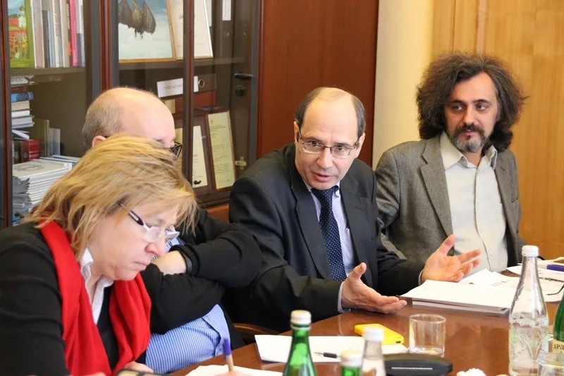 Илья Шаблинский (в центре) на заседании президиума Совета по правам человека. Фото: пресс-служба СПЧ