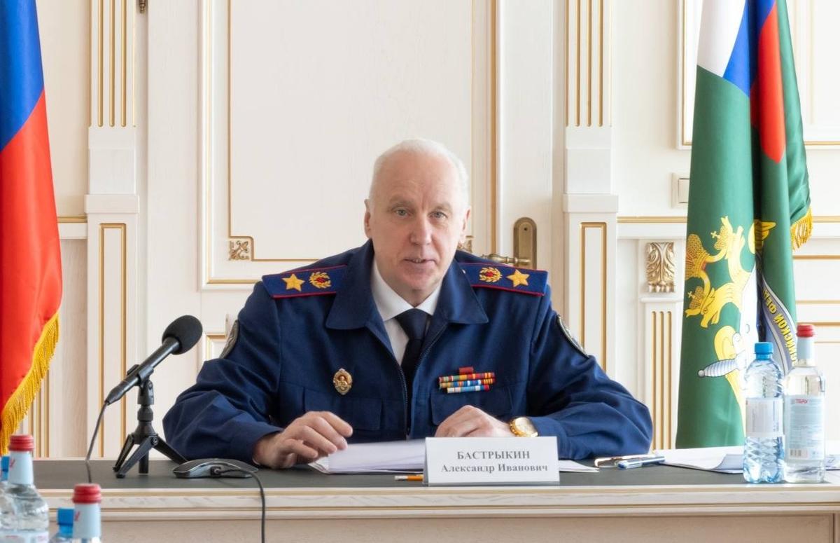 Александр Бастрыкин с подозрением отнесся к «Вредным советам» детского писателя Григория Остера. Фото: пресс-служба СК