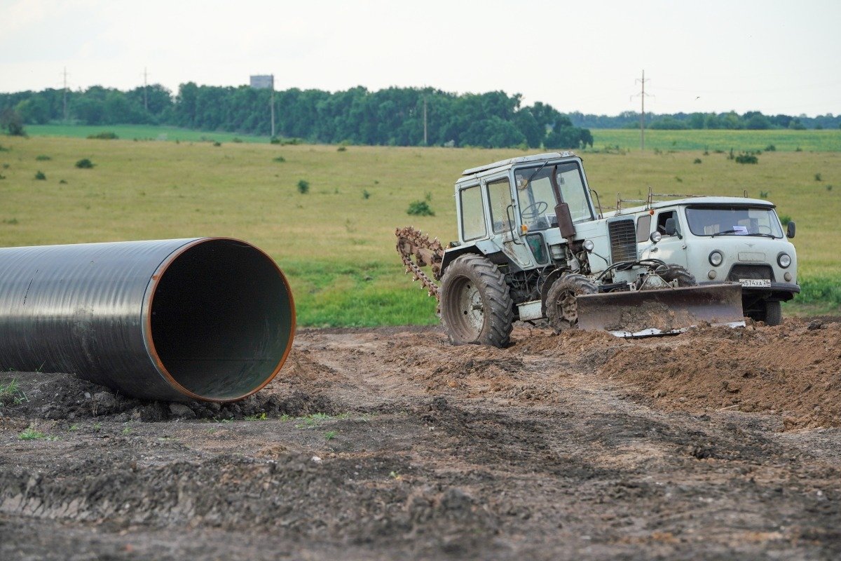 Ремонт водовода на присоединенных территориях. Фото: Дмитрий Ягодкин / ТАСС