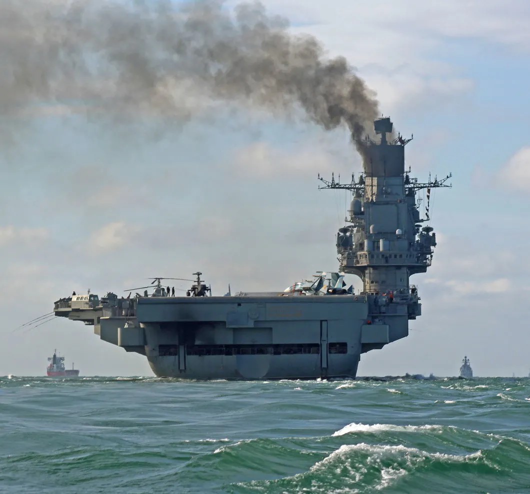 «Адмирал Кузнецов» во время сирийского похода. Фото: РИА Новости